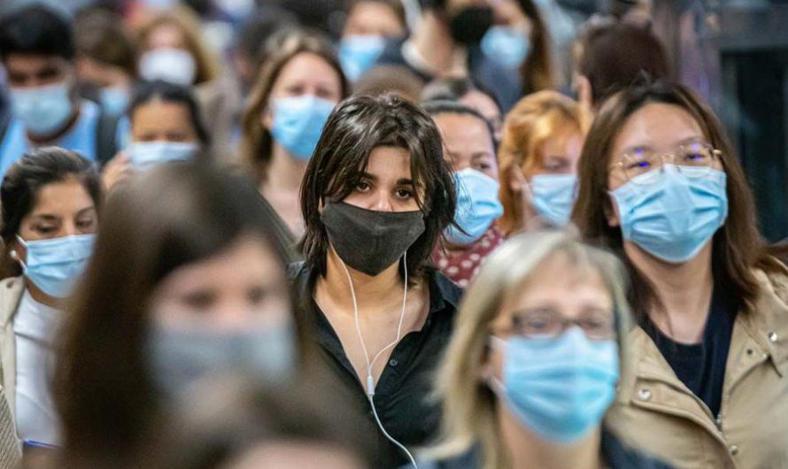 Gobierno alista anuncio que flexibilizaría uso obligatorio de mascarillas y expertos evalúan la decisión