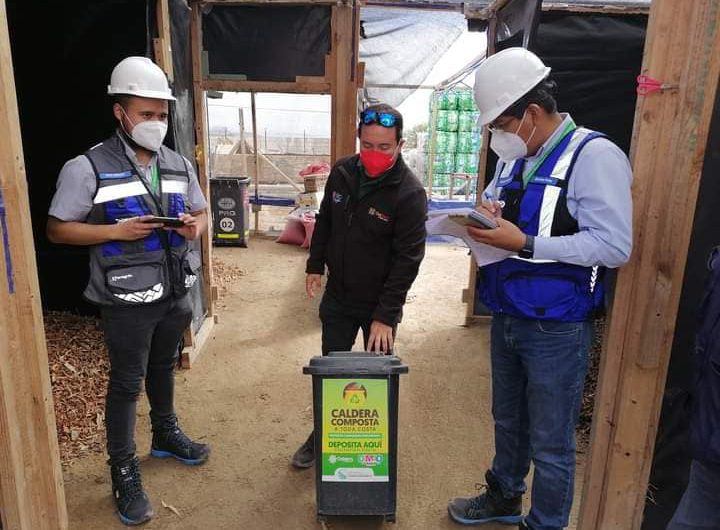 MUNICIPIOS DE VALLENAR Y DIEGO DE ALMAGRO VISITAN RELLENO SANITARIO DE CALDERA.