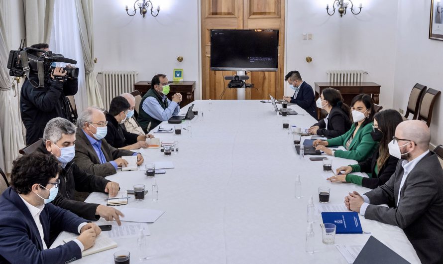 DIPUTADO MULET (FREVS) PARTICIPÓ EN COMITÉ POLÍTICO DE LA MONEDA