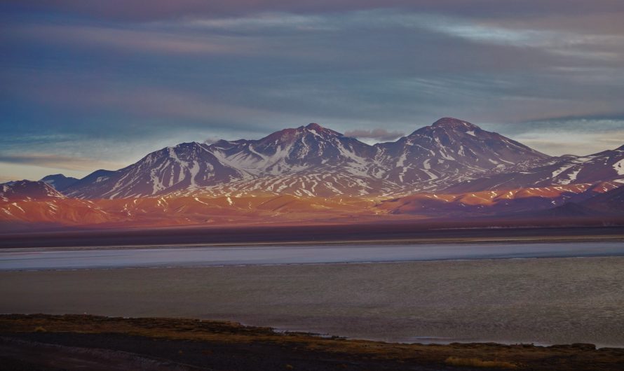 Logran rescatar a tres personas extraviadas en los alrededores del «Volcán Nevado Tres Cruces»