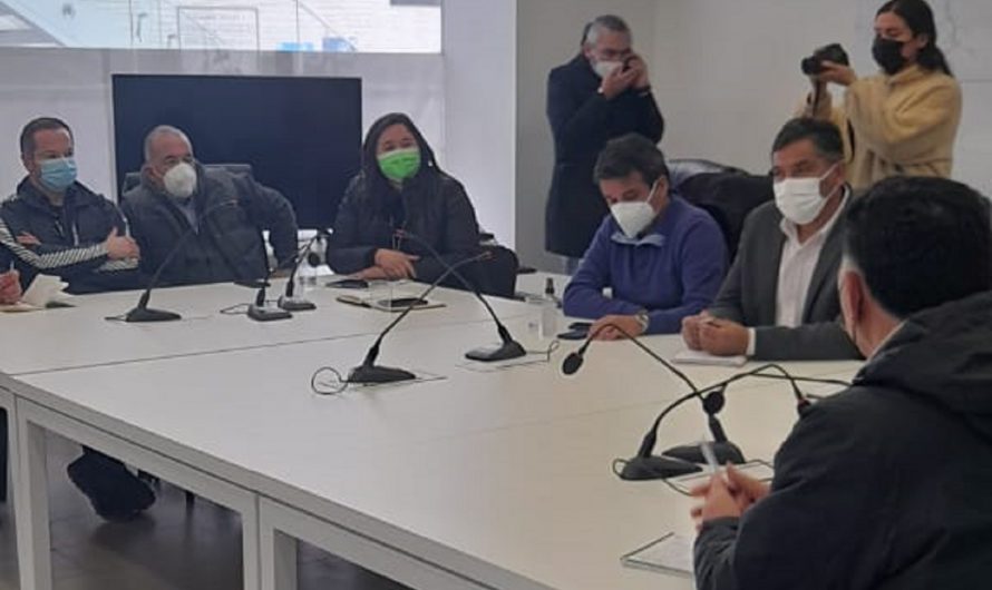 Delegaciones presidenciales regional, provinciales y Seremi de Desarrollo Social agilizan proceso de catastro viviendas afectadas