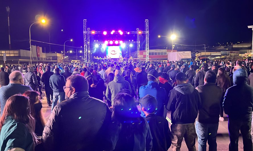 Sonora de Tommy Rey cerró cuatro días de fiestas en El Salvador