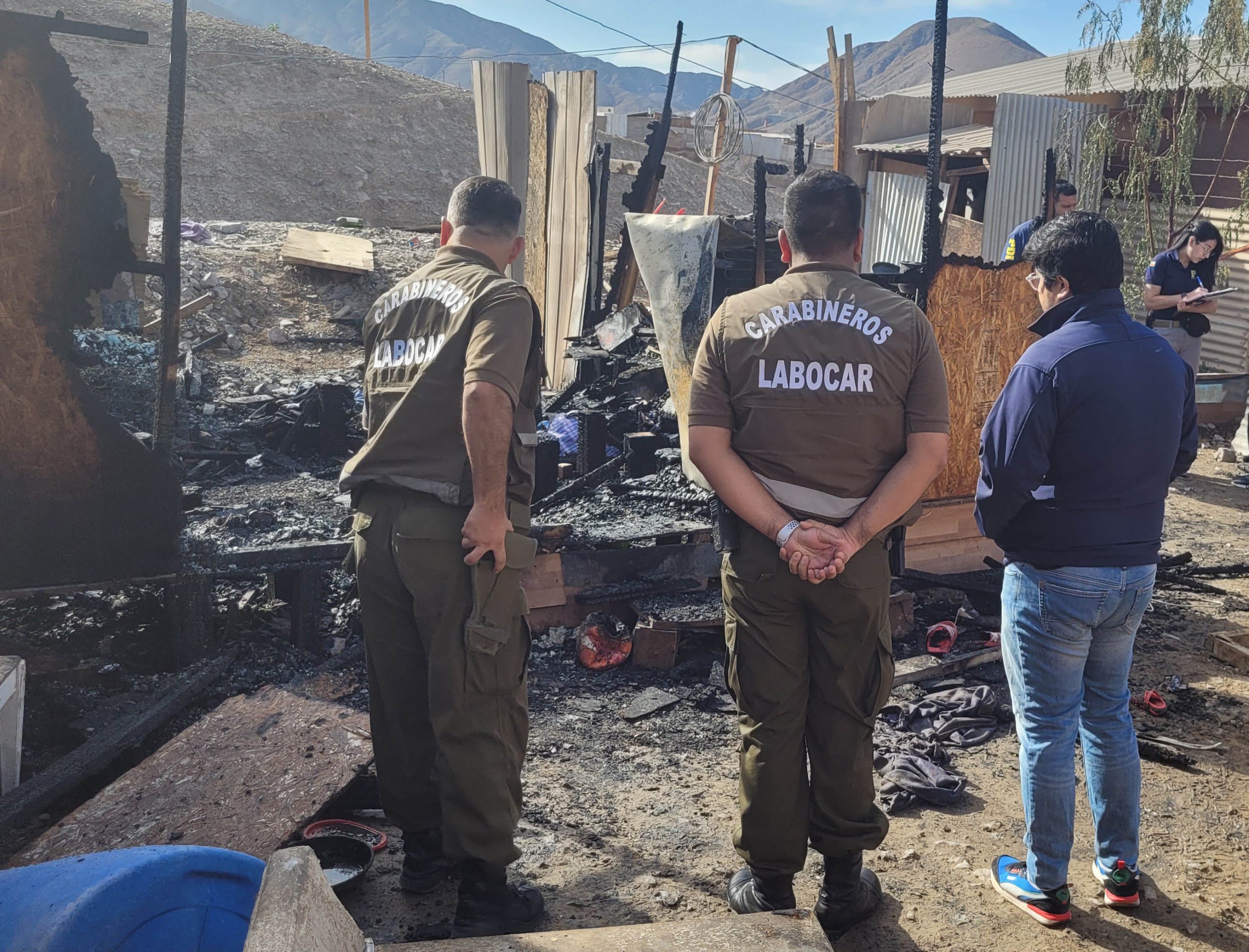 Fiscalía ordena diligencias para esclarecer causas de incendio en que murieron dos personas