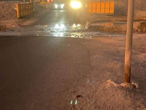 EN CHAÑARAL POR PRECAUCIÓN NUEVAMENTE SE CIERRA COMPUERTAS ALEDAÑAS A SERVICENTRO COPEC