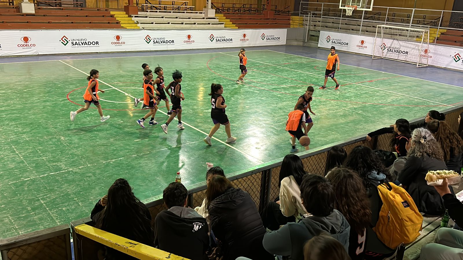 Con torneo de básquetbol para menores se dio inicio al programa El  Salvador Ciudad Deportiva