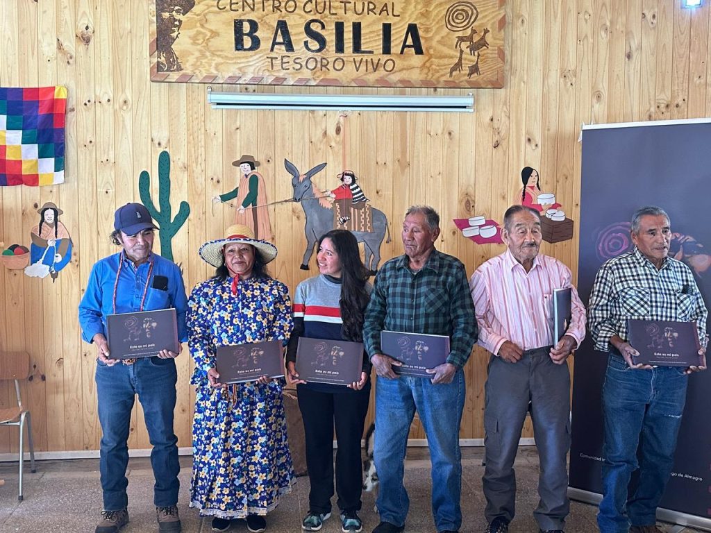 Comunidad Colla Diego de Almagro junto a Gold Fields lanzan libro que resalta la cultura e identidad Colla