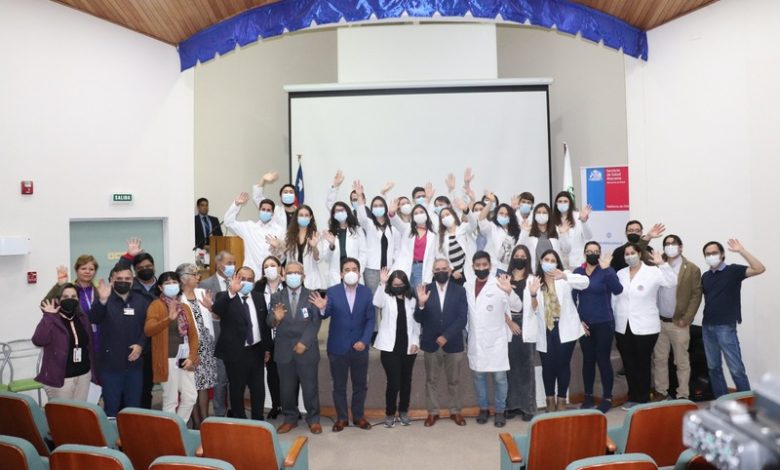Servicio de Salud dio la bienvenida a 21 médicos y una odontóloga a la red asistencial de Atacama