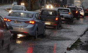 Invierno lluvioso desde Atacama y Coquimbo hasta Magallanes: Meteorología adelanta pronóstico para próximos meses