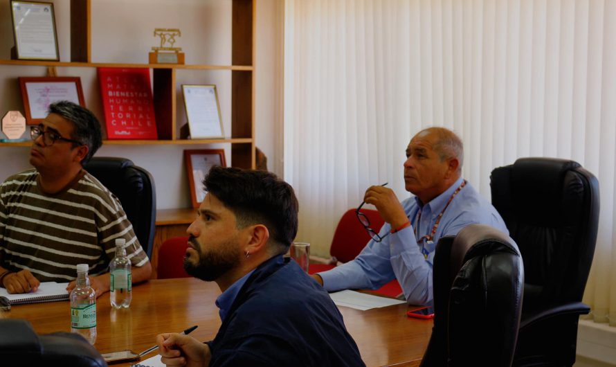 Alcalde Mario Araya Rojas se reunió con el Jefe de la Subdere Atacama para  evaluar proyectos de inversion local