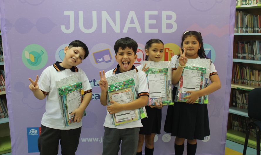 ¡YA LLEGARON LOS ÚTILES ESCOLARES! JUNAEB INICIA ENTREGA EN LA REGIÓN DE ATACAMA