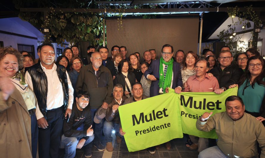 Jaime Mulet, el político que desafía el centralismo, lanzó su campaña presidencial en la región de Atacama