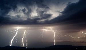 Se mantiene alerta temprana preventiva por tormentas eléctricas en comunas de Atacama