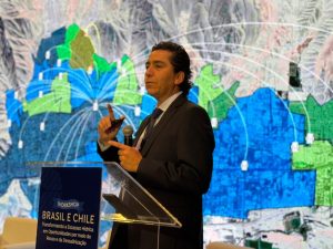 Nueva Atacama, Gobierno Regional y UDA participan en debate internacional sobre seguridad hídrica en Brasil