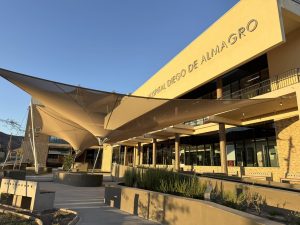 A partir de este lunes 16 de febrero, el nuevo Hospital de Diego de Almagro iniciará oficialmente su atención a la comunidad en sus nuevas dependencias ubicadas en calle Juan Martínez #2200.