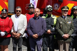 Refuerzan respuesta a emergencias en Atacama con entrega de seis  camiones aljibe