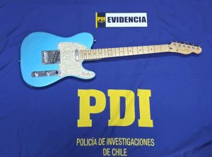 PDI ATACAMA RECUPERÓ GUITARRA ELÉCTRICA Y DETUVO A UNA PERSONA POR RECEPTACIÓN