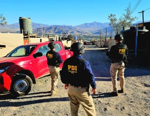 PDI ATACAMA FISCALIZÓ A MÁS DE 100 EXTRANJEROS EN MASIVO OPERATIVO REALIZADO EN LAS TOMAS DE ANDACOLLO
