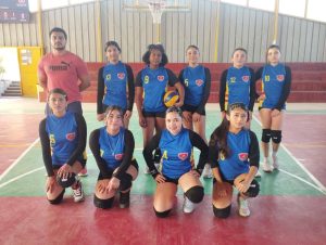 Diego de Almagro coronó a sus campeonas de vóleibol femenino escolar