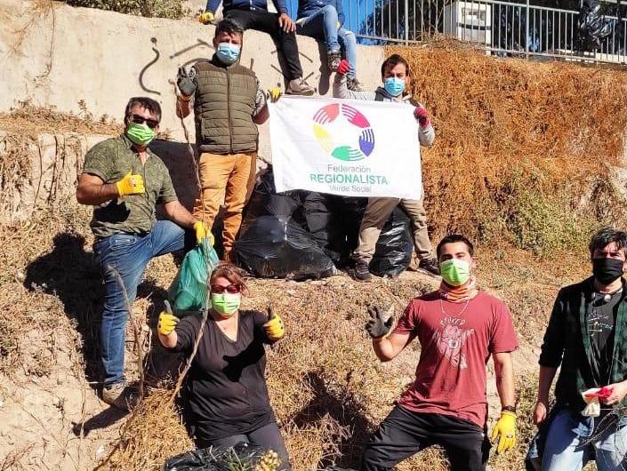 Regionalistas Verdes realizan jornada de limpieza  en el río Copiapó