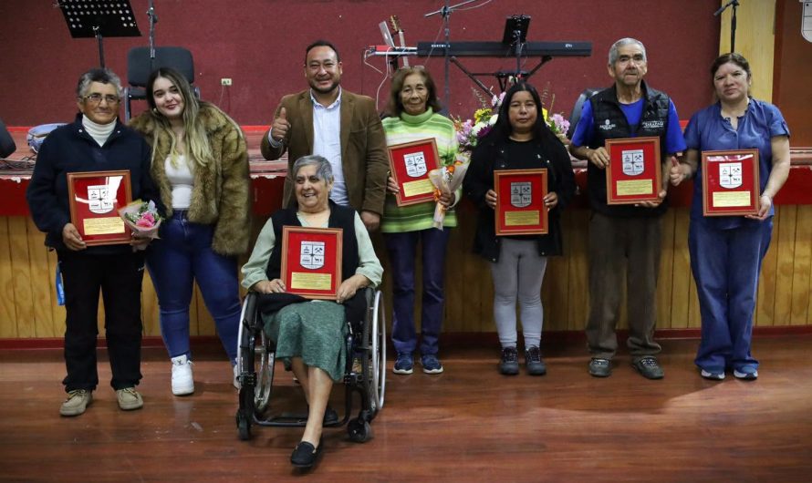 El Salado reconoce a sus “Tesoros Vivos” en  ceremonia que destacó el compromiso con la comunidad