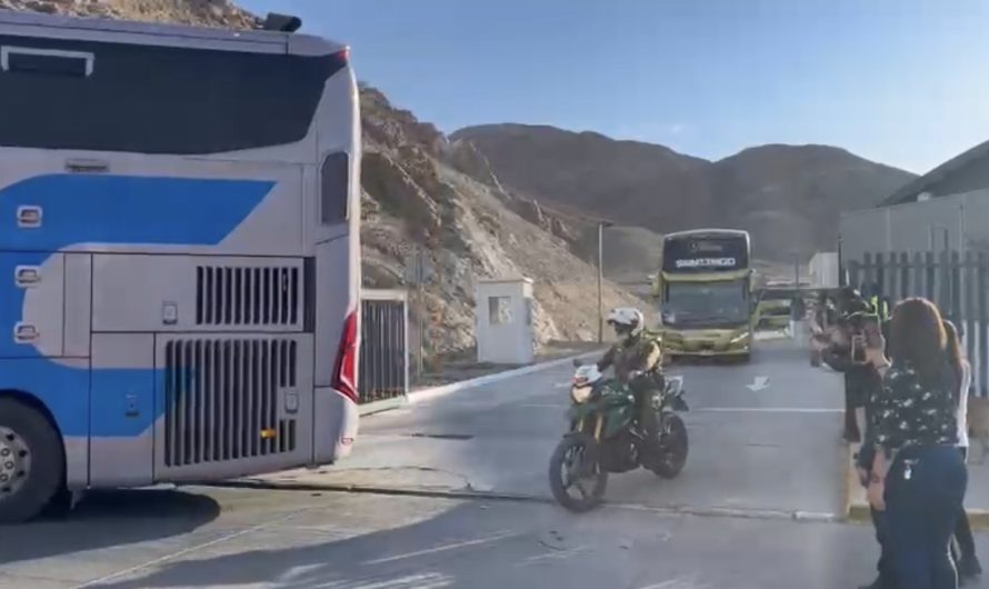 Cerca de 1.500 pasajeros que permanecían en tránsito en Copiapó retoman sus viajes