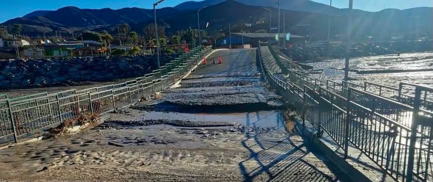 EL SALADO: TRABAJOS DE EMERGENCIA EN EL BADÉN DEL RÍO SALADO