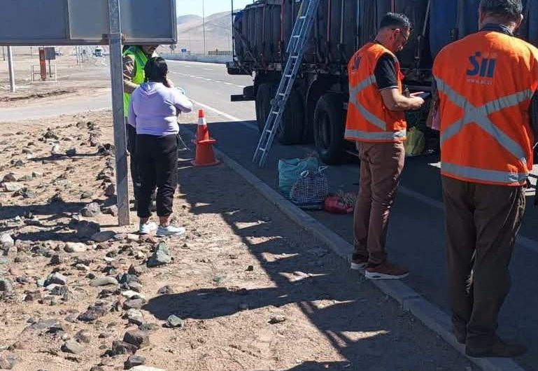 CARABINEROS DETIENE A TRES PRÓFUGOS DE LA JUSTICIA EN CHAÑARAL
