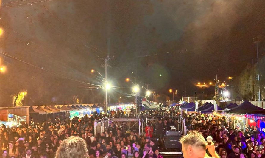 CON HECHIZO Y LOS PICHEIRA DEL SUR: TIERRA AMARILLA SE PREPARA PARA 3 DÍAS DE FIESTA Y TRADICIONES EN LA PAMPILLA 2026